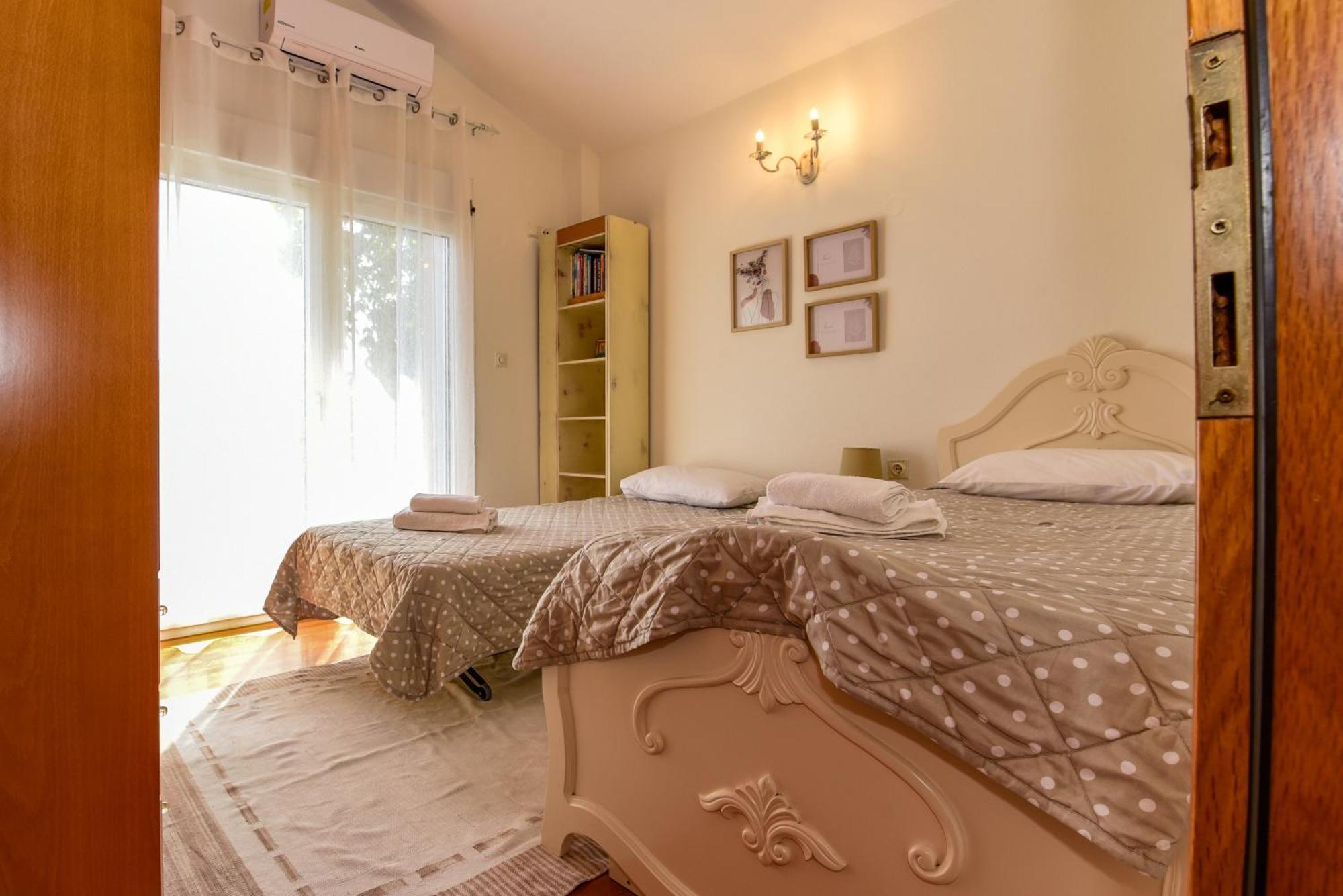 "Kochili Villa" Luxury Villa Agios Andreas  エクステリア 写真